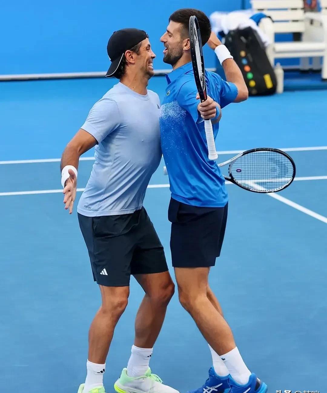 德约科维奇巅峰对决，费德勒与90激战DWG分钟，势不可挡胜负难料！的简单介绍开云