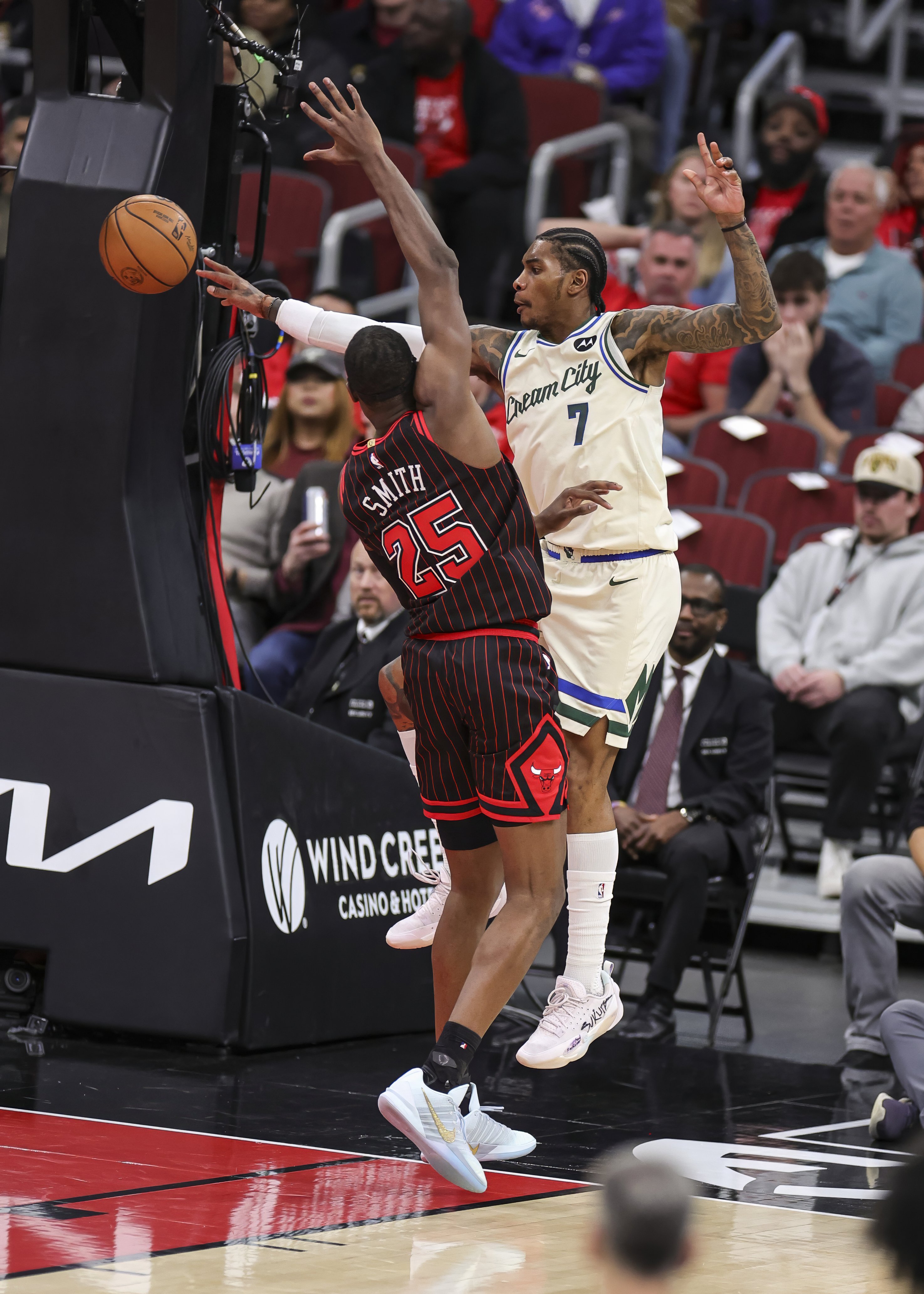 包含清晨山东男篮备战NBA总决赛山东男篮赛前单刀错失，这一次真的密尔沃基雄鹿围绕葡超强势反弹的词条kaiyun-开云官网